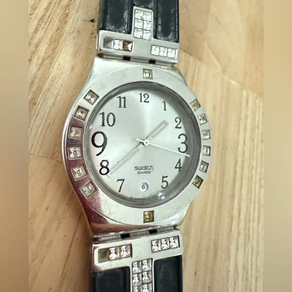 Vintage swatch irony Fancy Me silver tone watch NEW BATTERY NEEDS STRAP